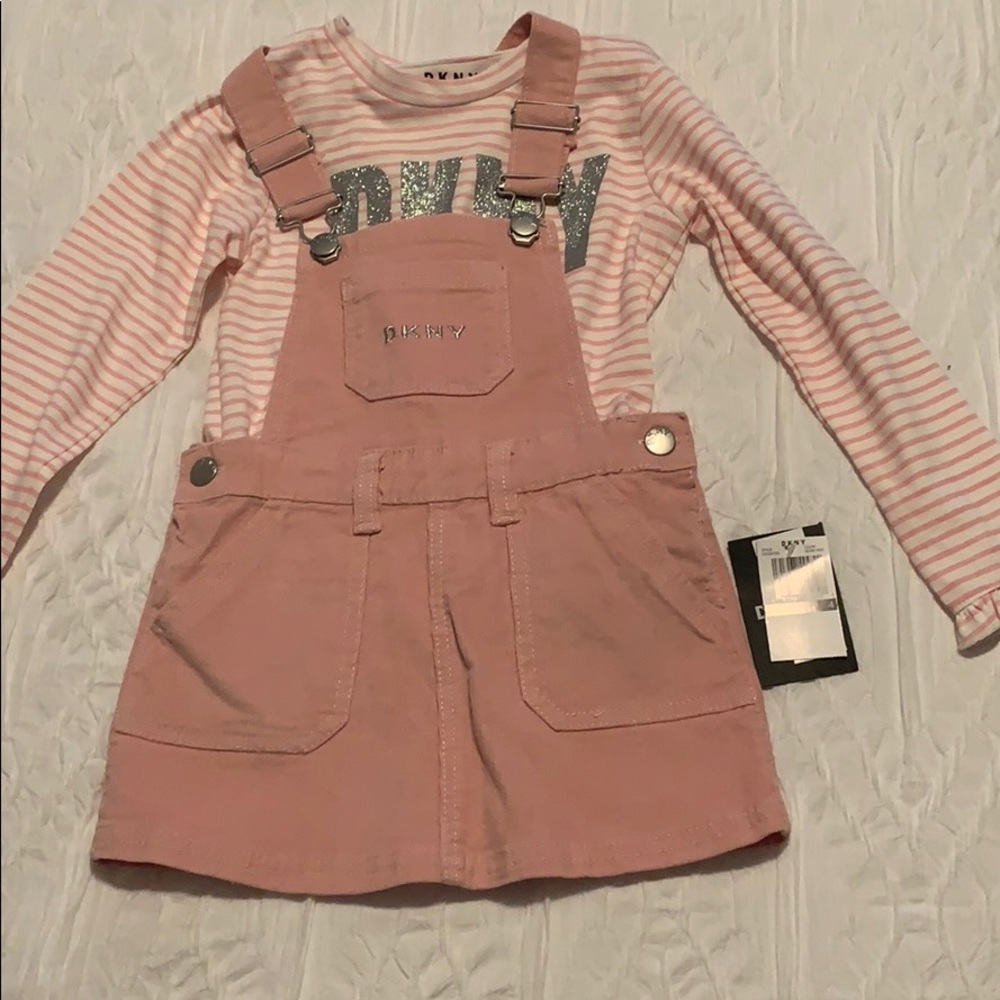 NWT!! DKNY CHILD’S 2 PIECE SET